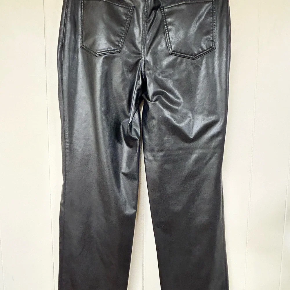 Women’s small faux leather stretch pants - Picture 2 of 9